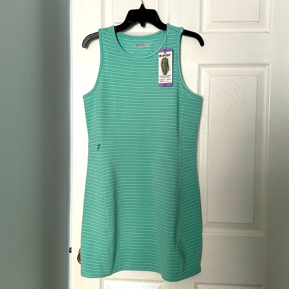 Hi-Tec dress - Picture 1 of 8